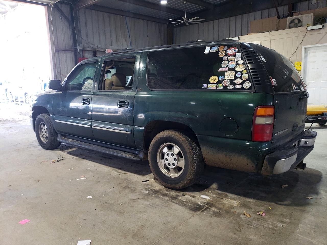 2002 CHEVROLET SUBURBAN K1500 photo 2