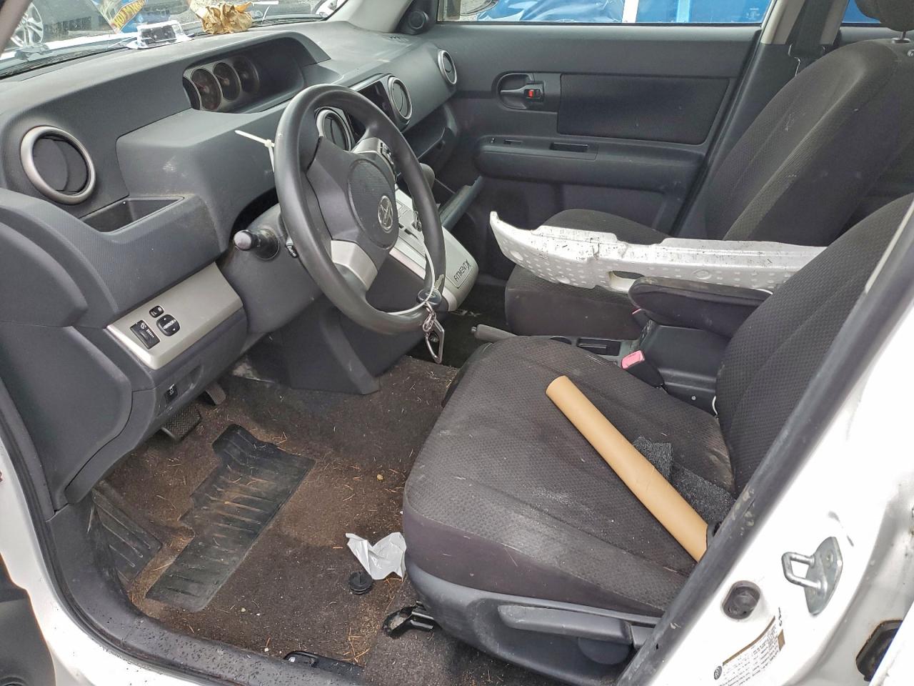 2009 TOYOTA SCION XB photo 7