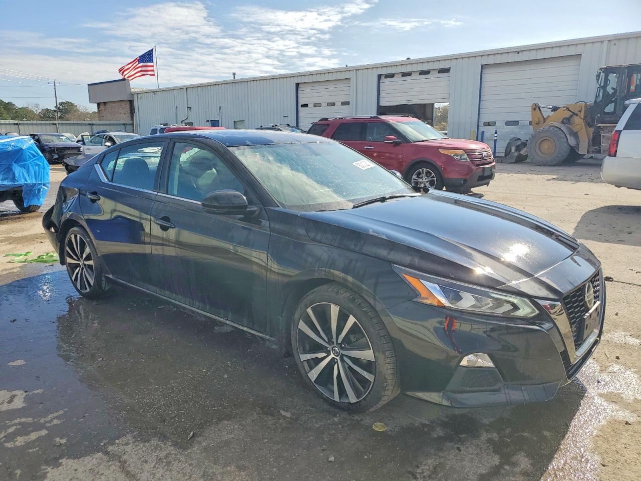 2019 NISSAN ALTIMA SR photo 4