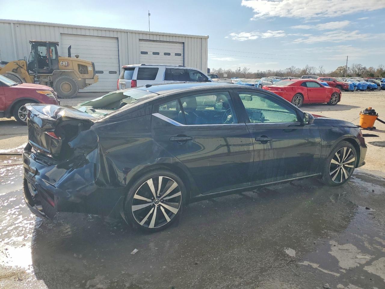 2019 NISSAN ALTIMA SR photo 3