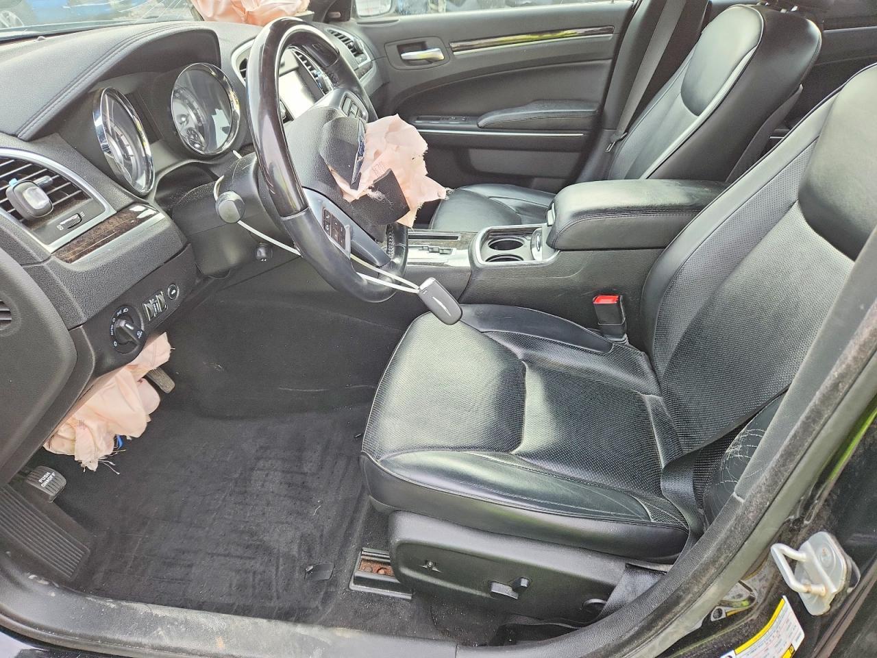 2013 CHRYSLER 300C photo 7