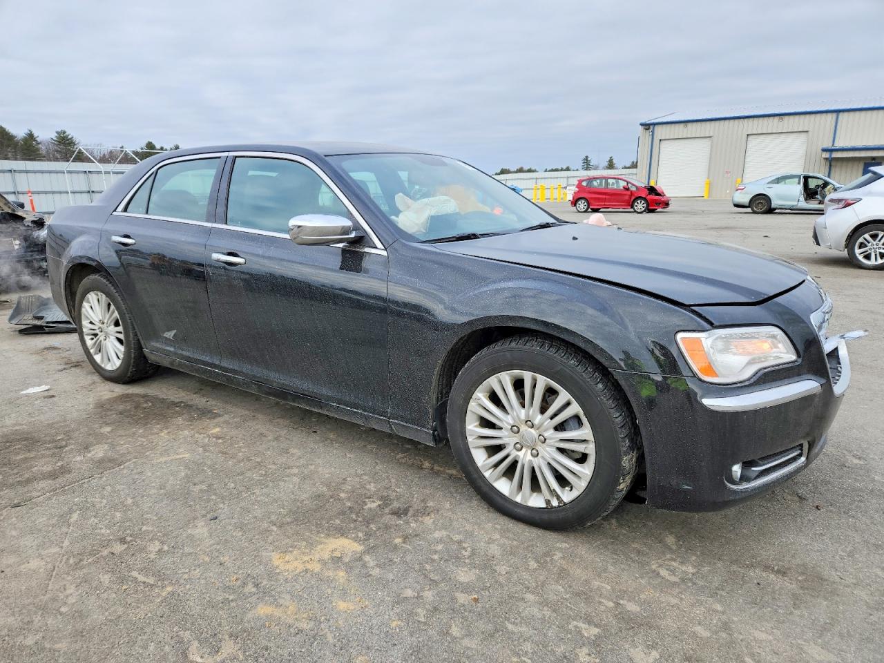 2013 CHRYSLER 300C photo 4