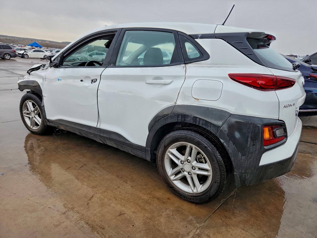 2020 HYUNDAI KONA SE photo 2