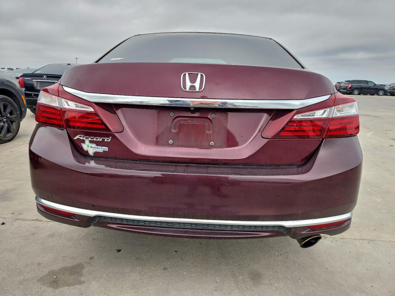 2017 HONDA ACCORD LX photo 6