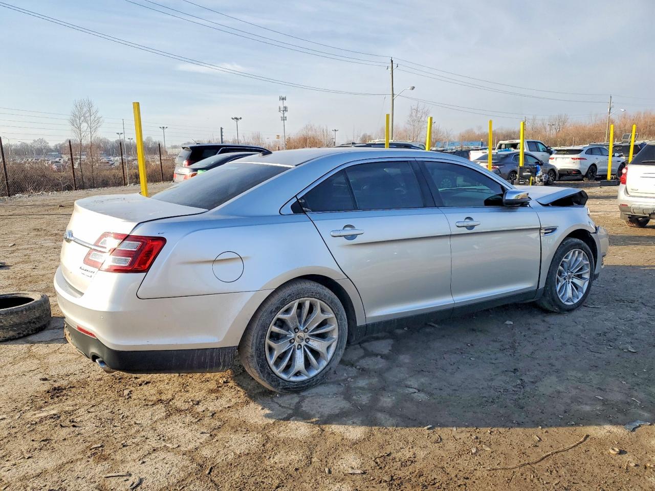 2015 FORD TAURUS LIMITED photo 3