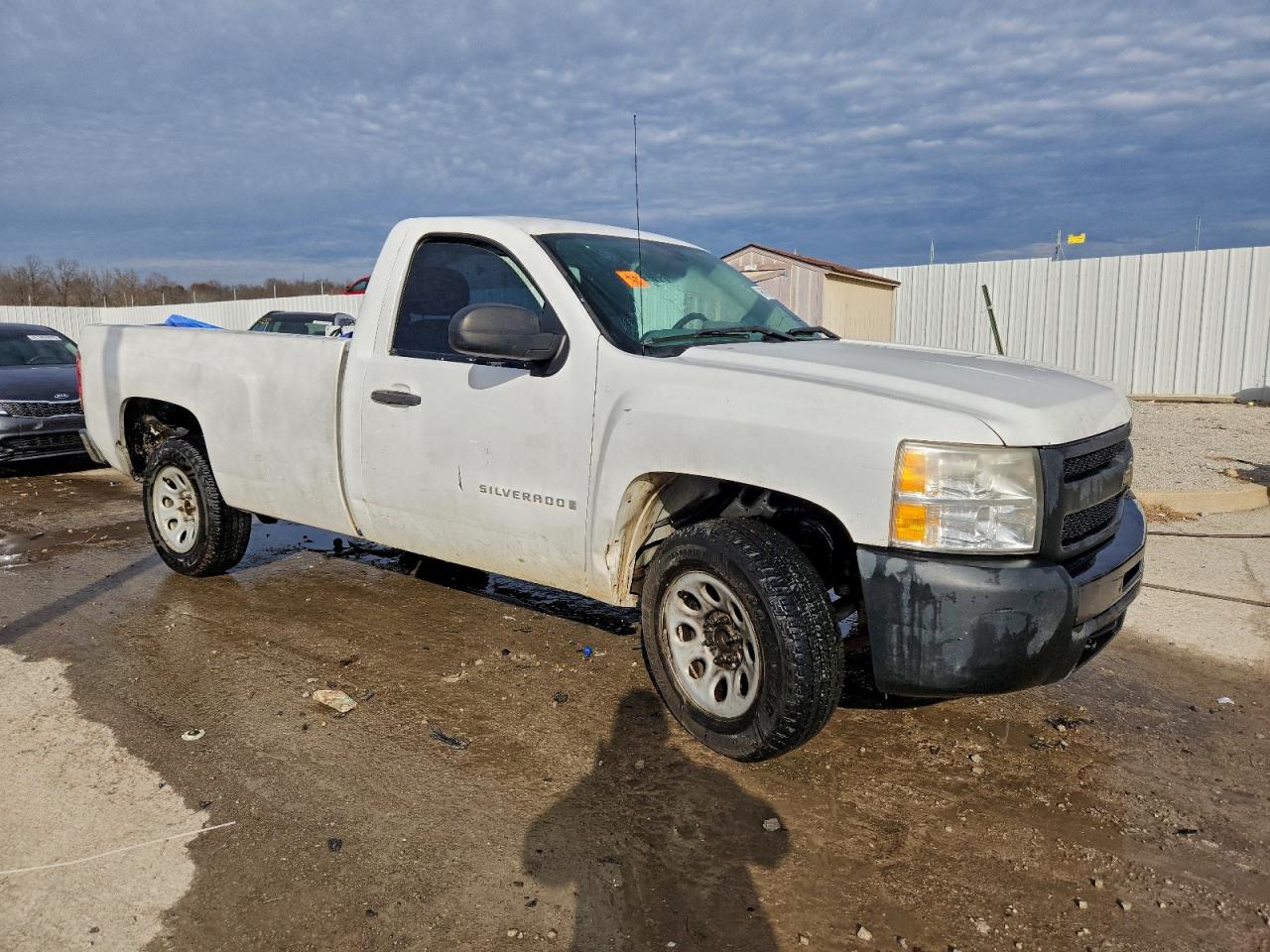 2009 CHEVROLET SILVERADO C1500 photo 4