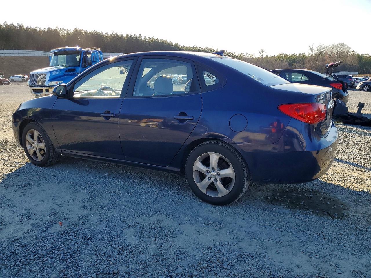 2010 HYUNDAI ELANTRA BLUE photo 4