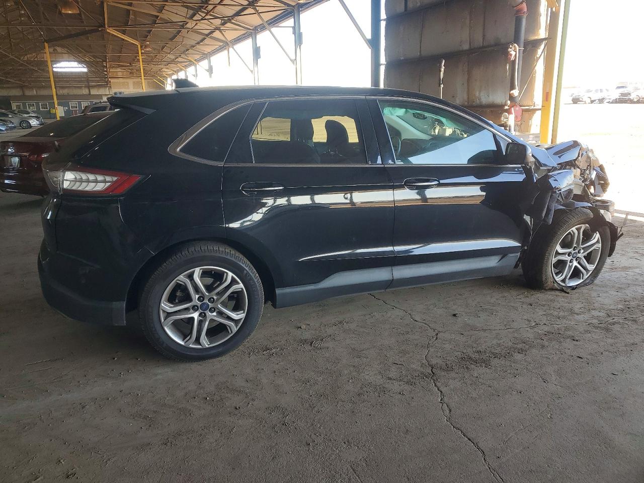 2017 FORD EDGE TITANIUM photo 3