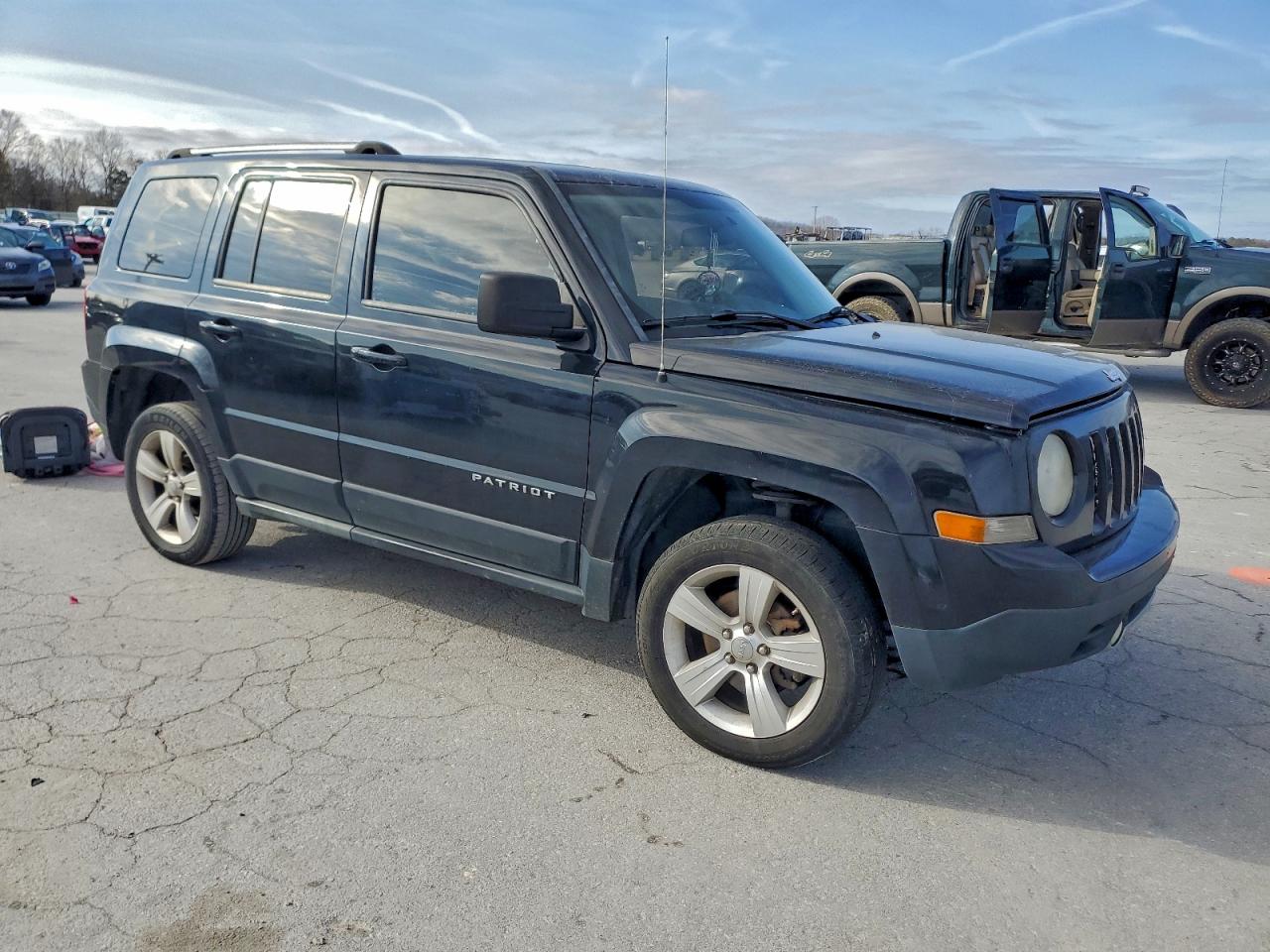 2012 JEEP PATRIOT LIMITED photo 4
