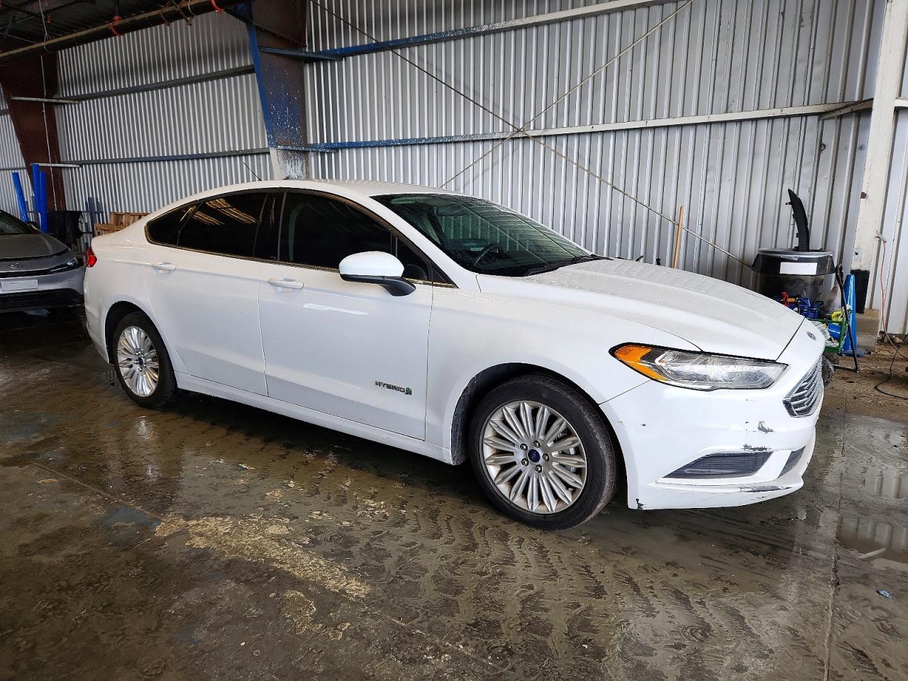 2018 FORD FUSION SE HYBRID photo 4