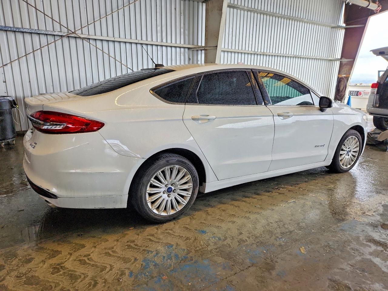 2018 FORD FUSION SE HYBRID photo 3