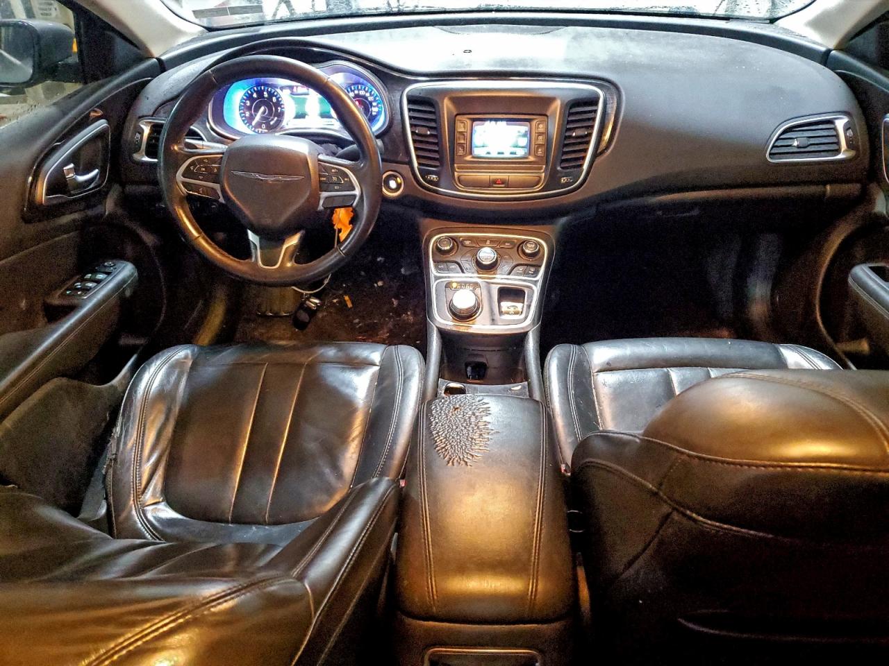 2015 CHRYSLER 200 C photo 8