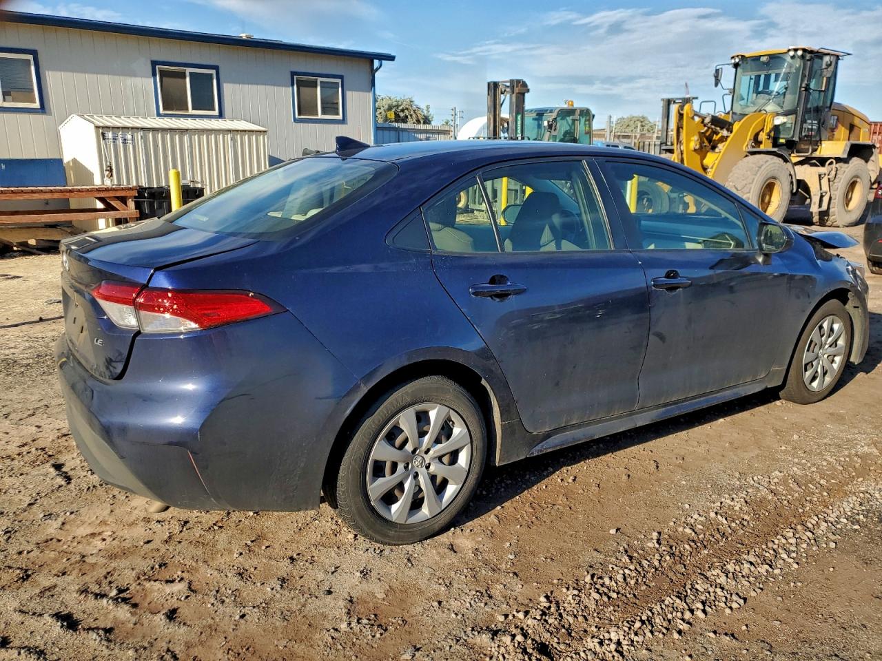 2022 TOYOTA COROLLA LE photo 5