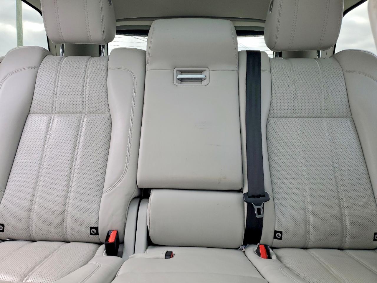 2016 LAND ROVER RANGE ROVER HSE photo 10
