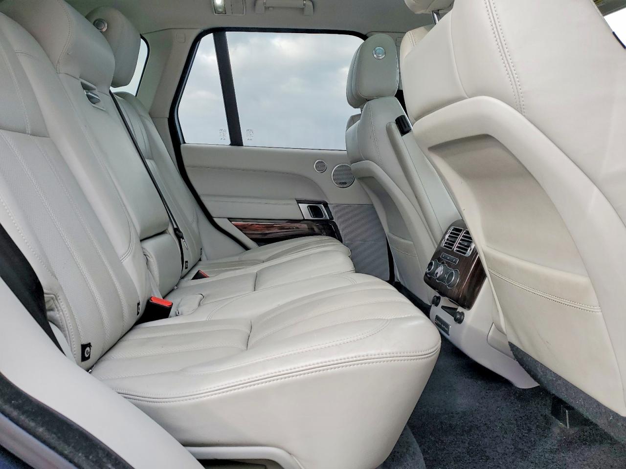2016 LAND ROVER RANGE ROVER HSE photo 11