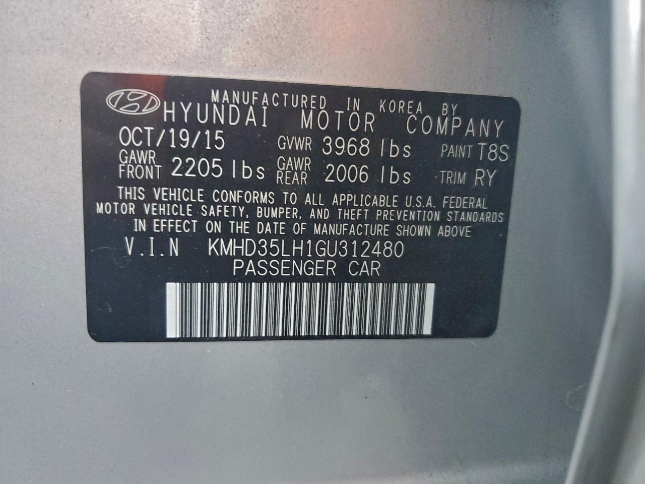 2016 HYUNDAI ELANTRA GT photo 12
