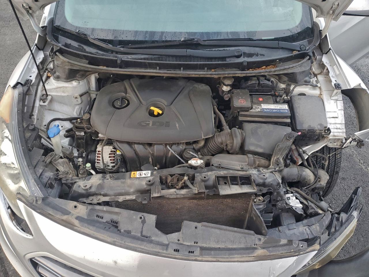 2016 HYUNDAI ELANTRA GT photo 11