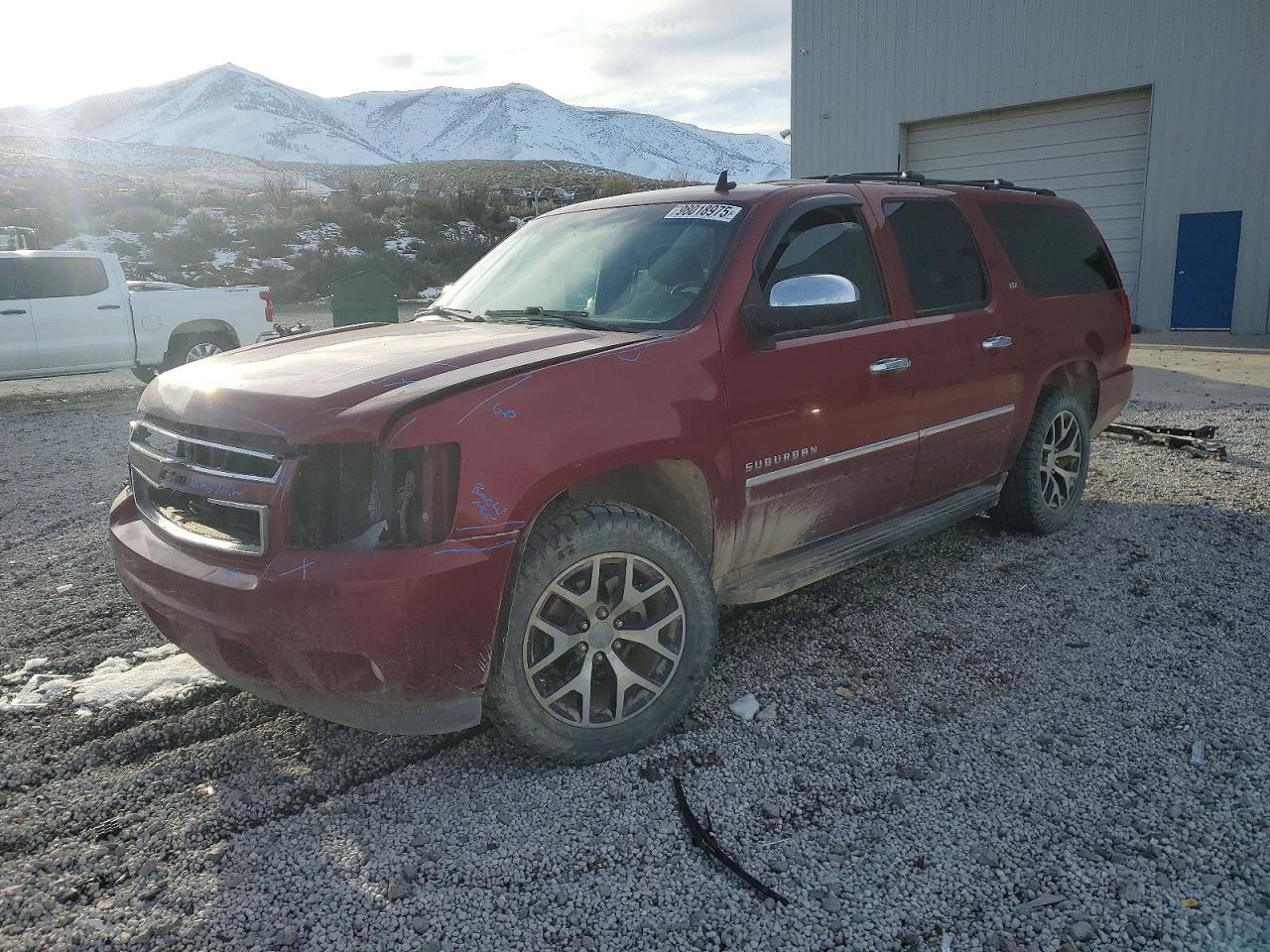 2011 CHEVROLET SUBURBAN