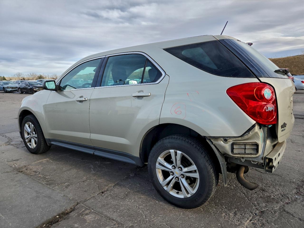 2015 CHEVROLET EQUINOX LS photo 2