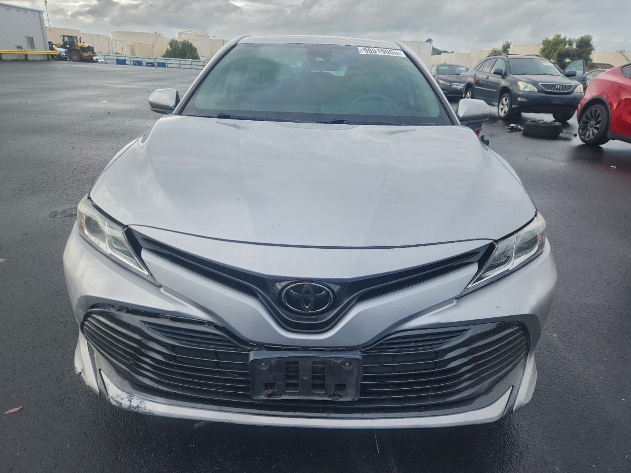 2019 TOYOTA CAMRY L photo 9