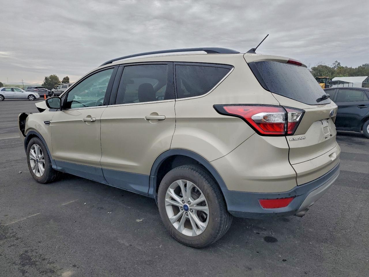 2018 FORD ESCAPE SEL photo 3