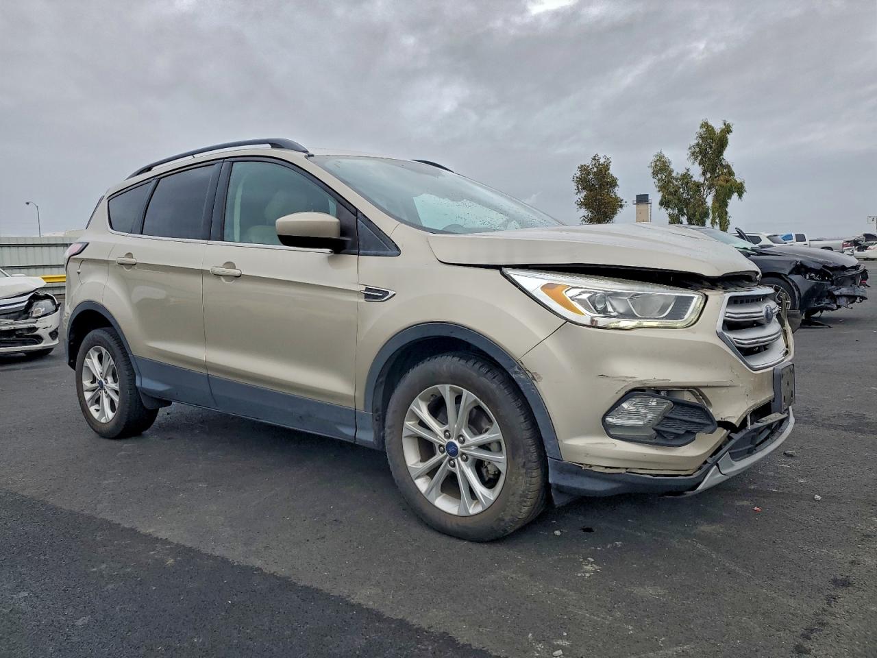2018 FORD ESCAPE SEL photo 7