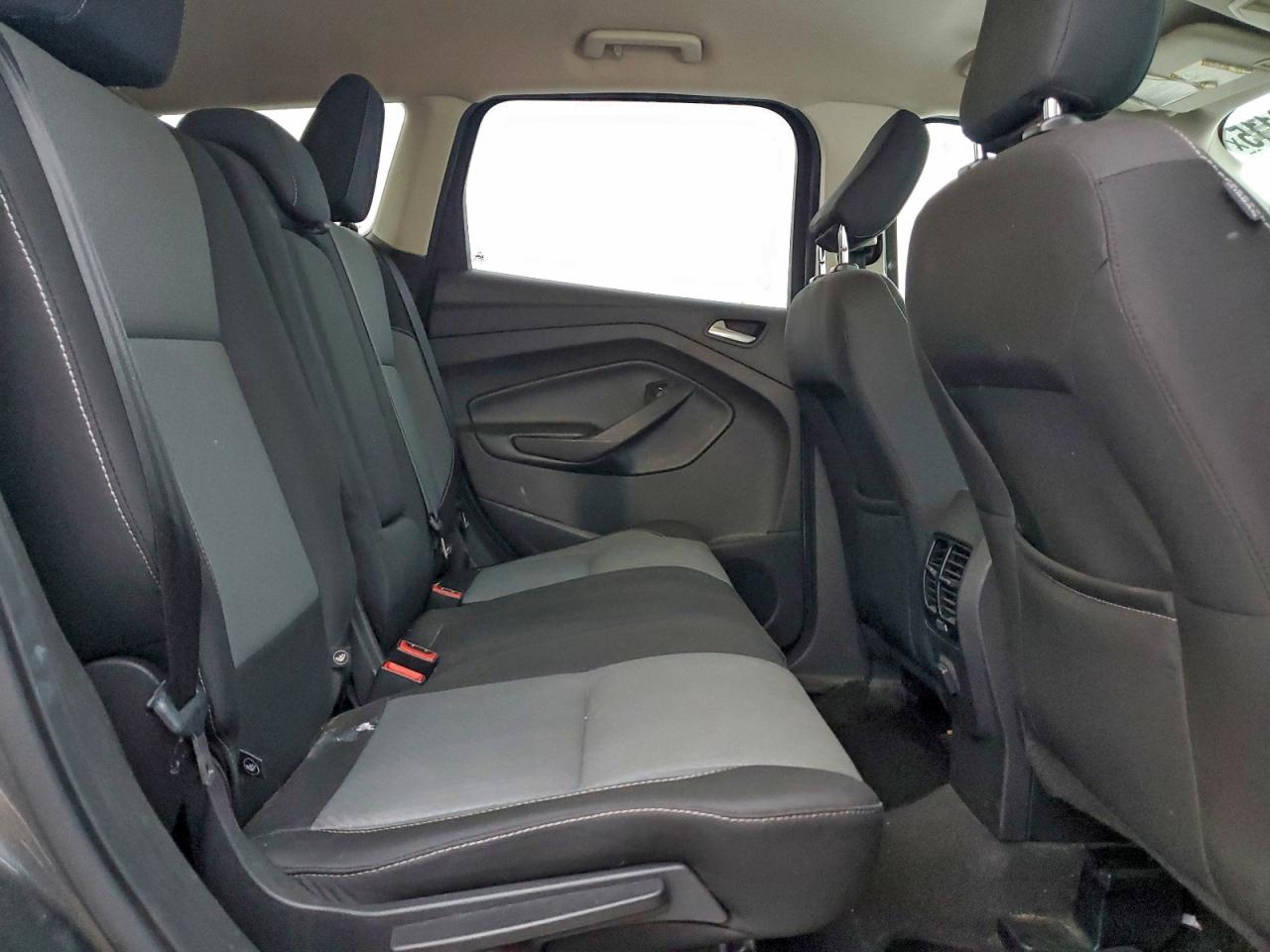 2018 FORD ESCAPE SE photo 10
