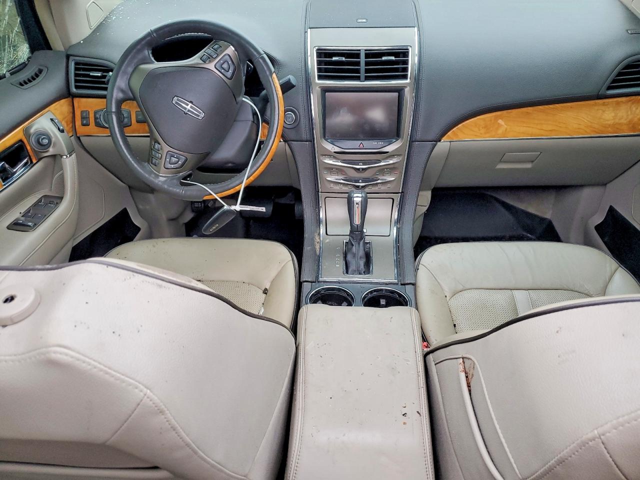 2015 LINCOLN TOWNHOUSE MKX photo 8