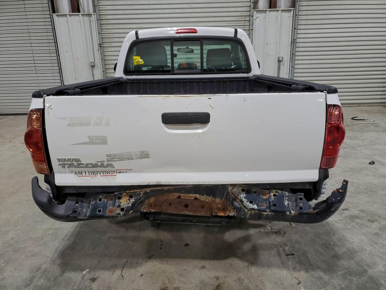 2012 TOYOTA TACOMA photo 11