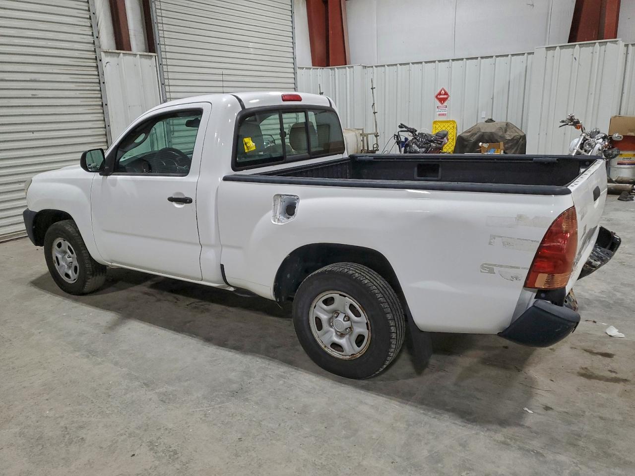 2012 TOYOTA TACOMA photo 3