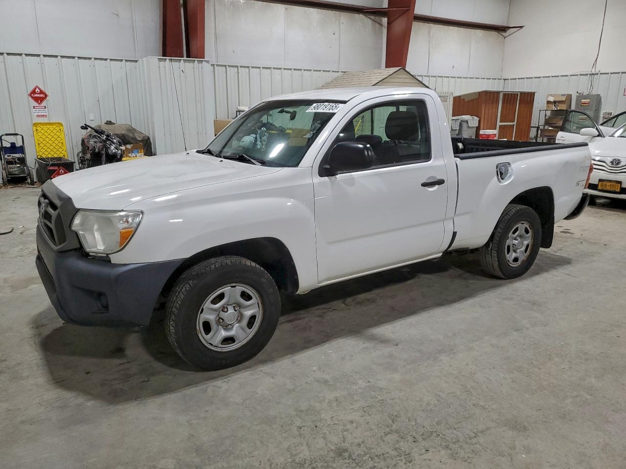 2012 TOYOTA TACOMA photo 2