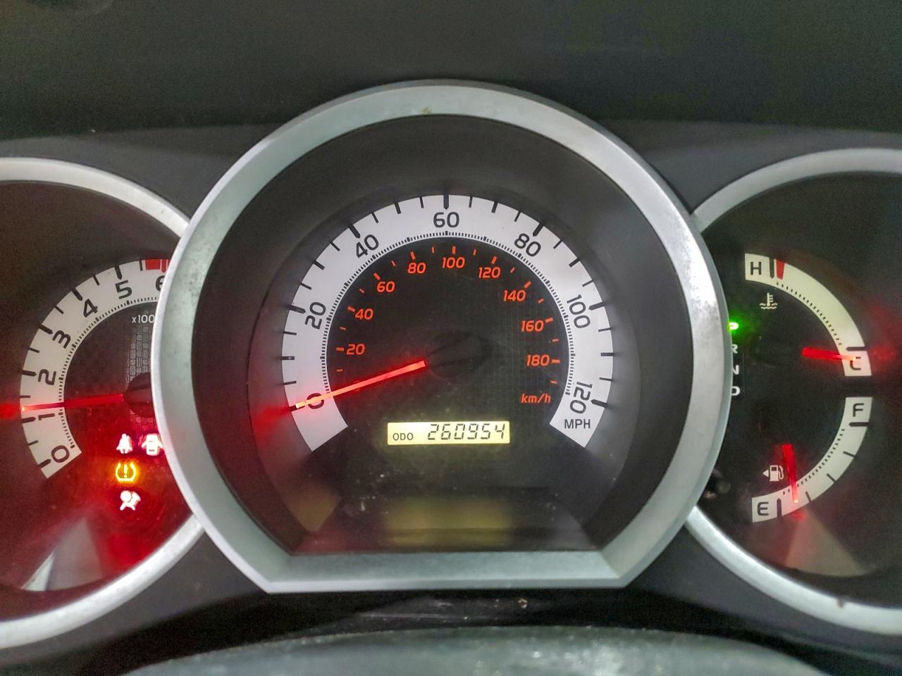 2012 TOYOTA TACOMA photo 17