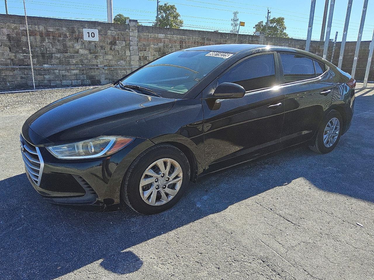 2017 HYUNDAI ELANTRA
