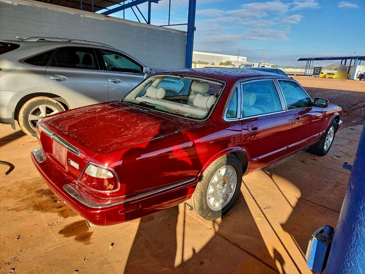 2002 JAGUAR XJ8 photo 3