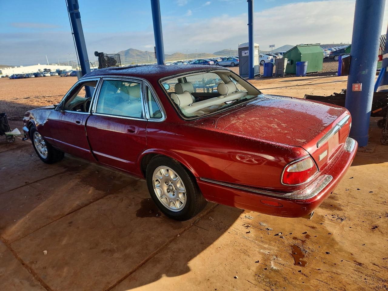 2002 JAGUAR XJ8 photo 2