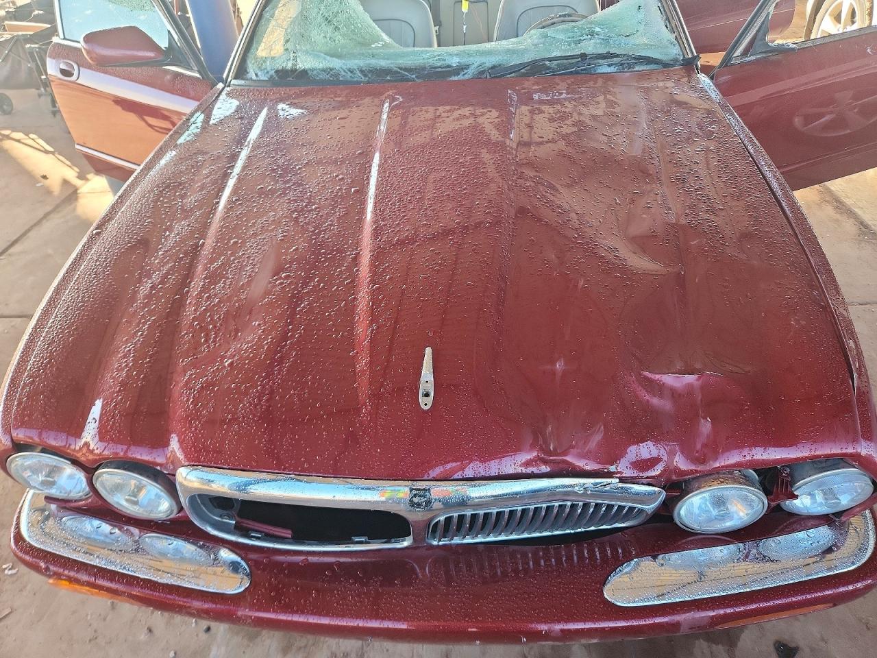 2002 JAGUAR XJ8 photo 11