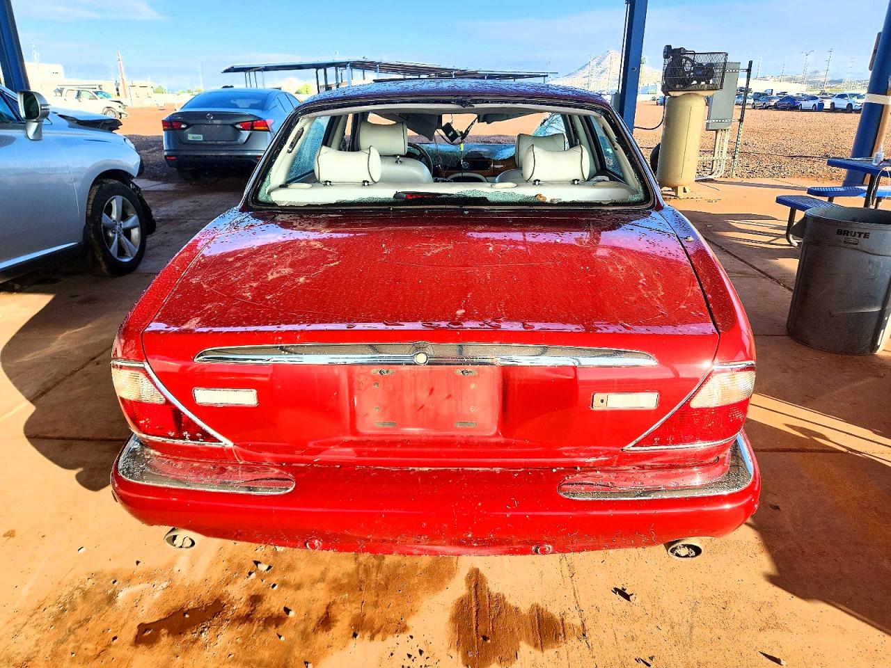 2002 JAGUAR XJ8 photo 6