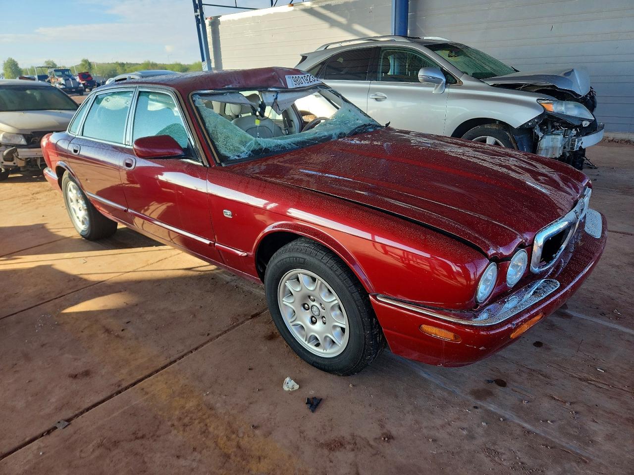 2002 JAGUAR XJ8 photo 4
