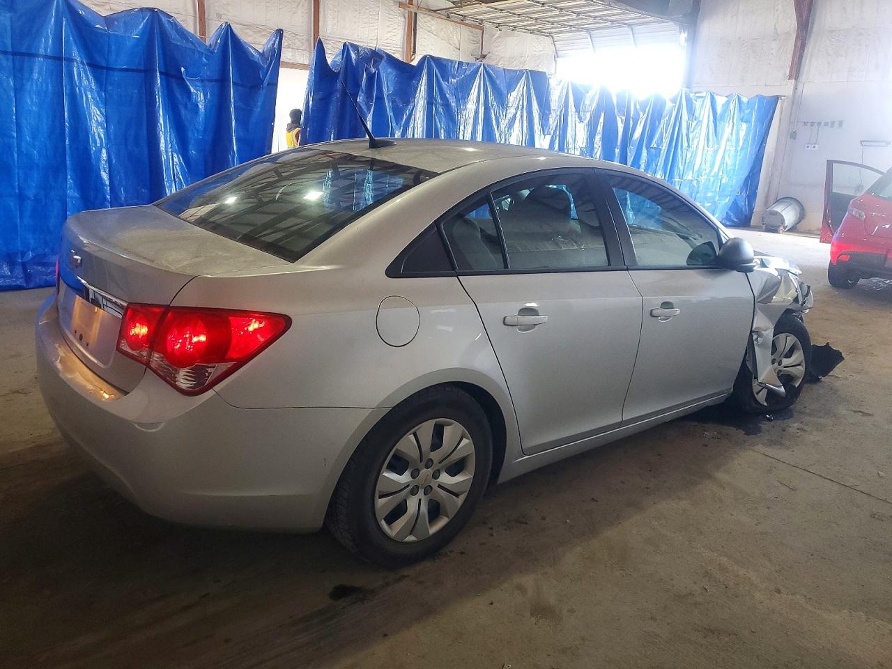 2013 CHEVROLET CRUZE LS photo 3