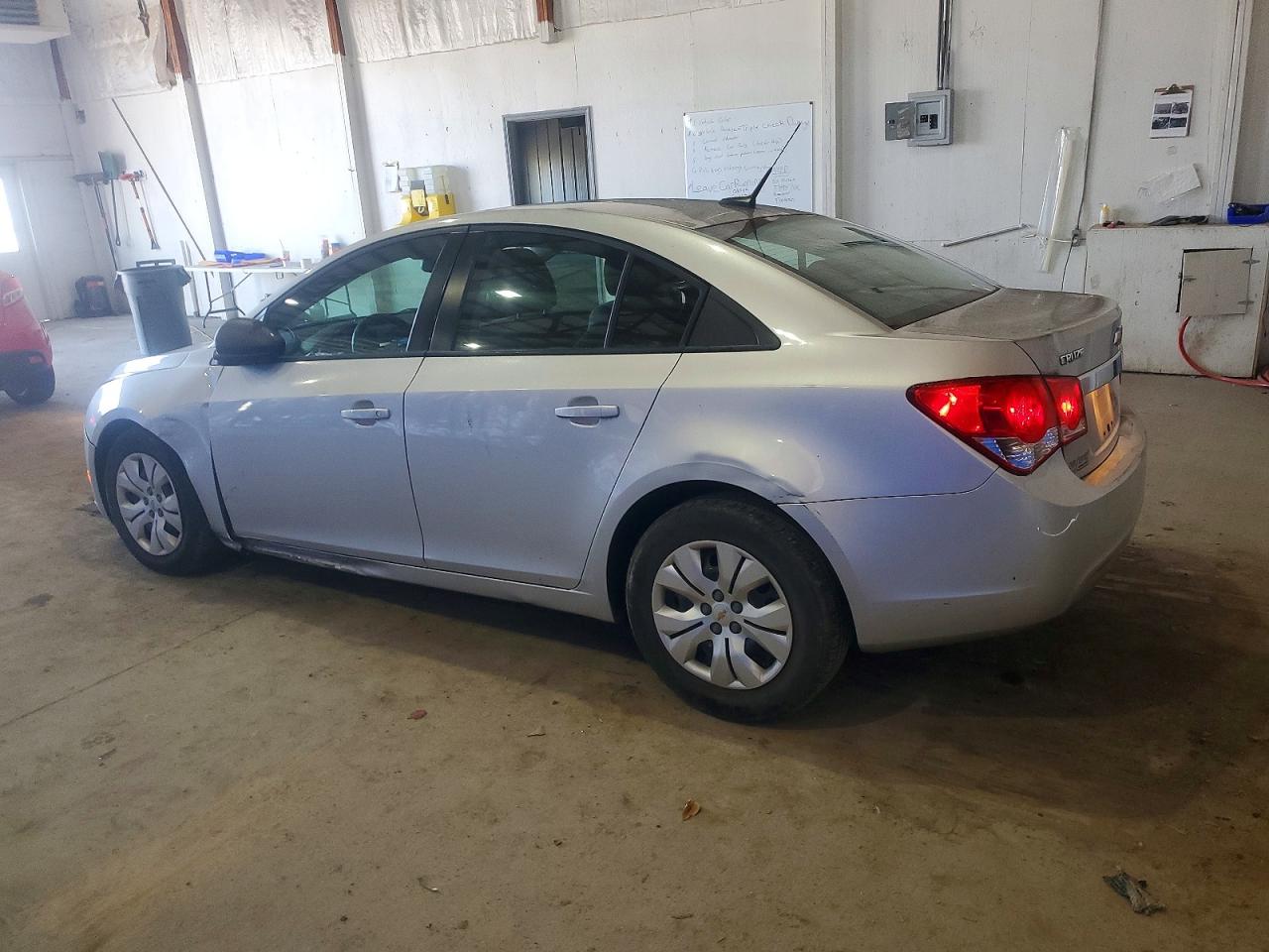 2013 CHEVROLET CRUZE LS photo 2