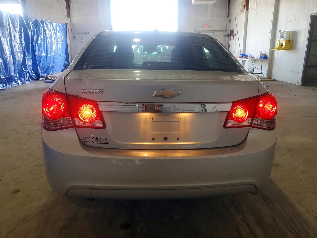 2013 CHEVROLET CRUZE LS photo 6