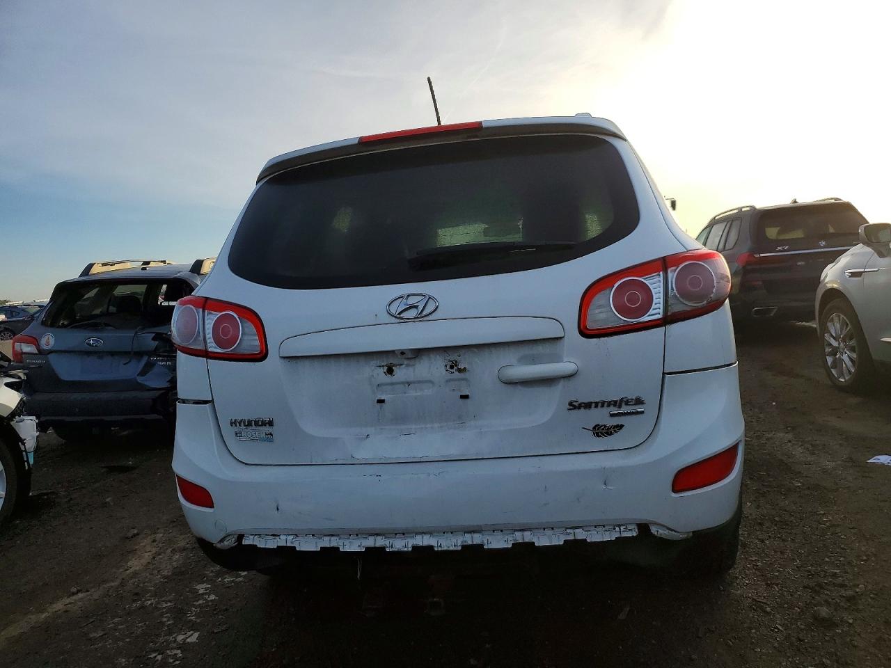 2011 HYUNDAI SANTA FE SE photo 6