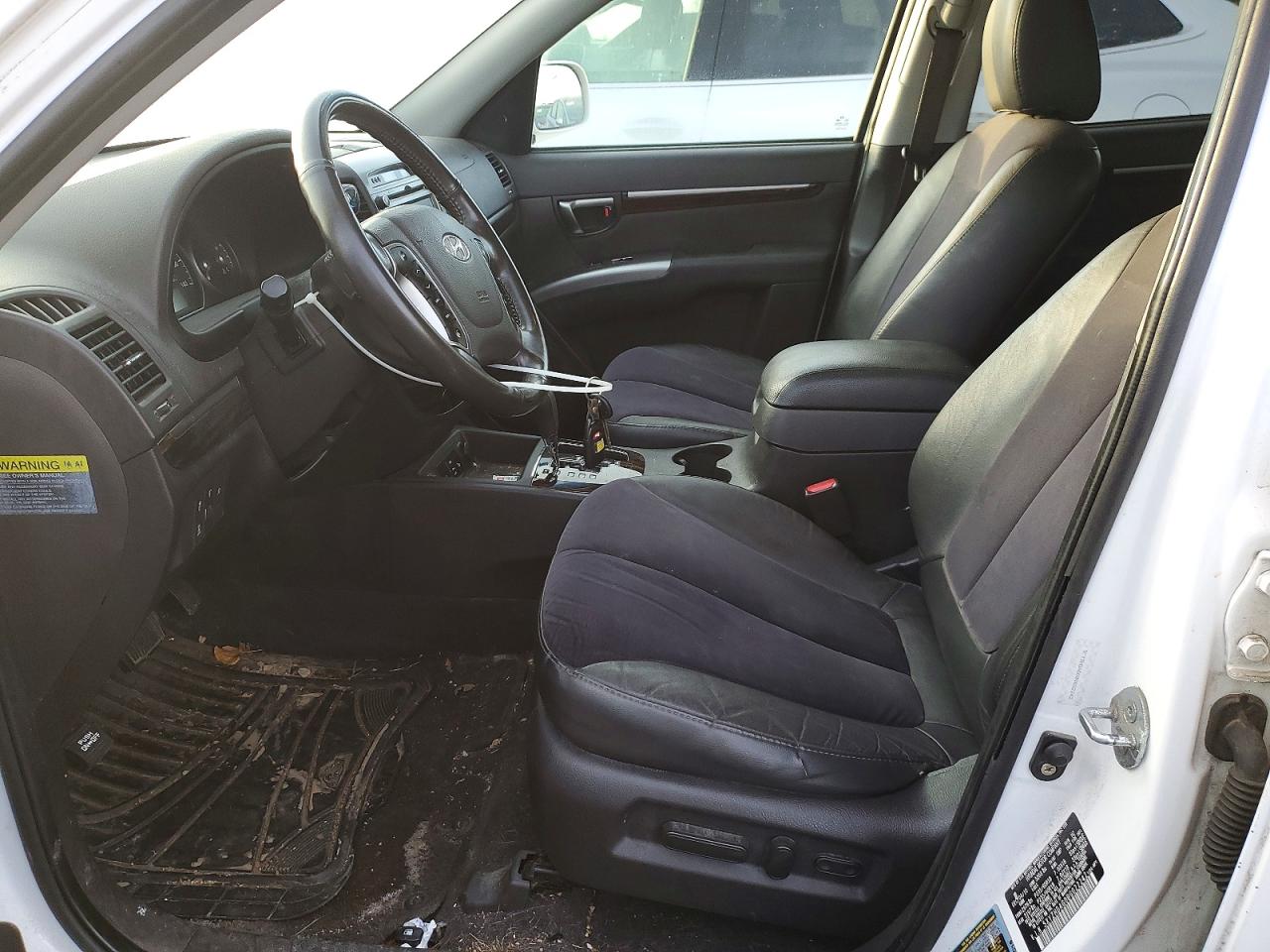 2011 HYUNDAI SANTA FE SE photo 7