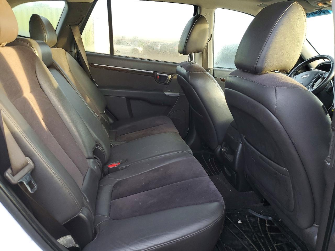 2011 HYUNDAI SANTA FE SE photo 10