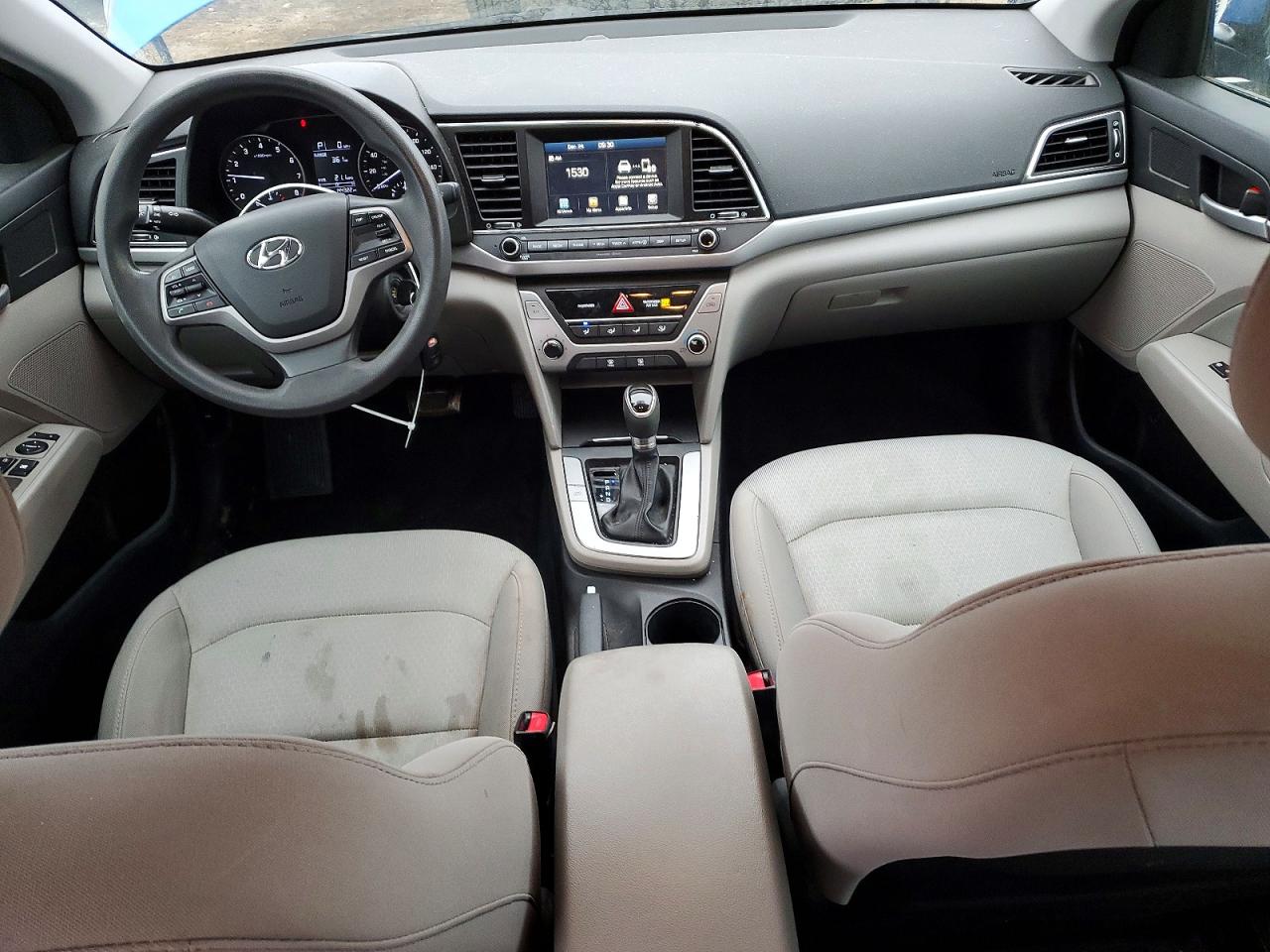 2017 HYUNDAI ELANTRA SE photo 8
