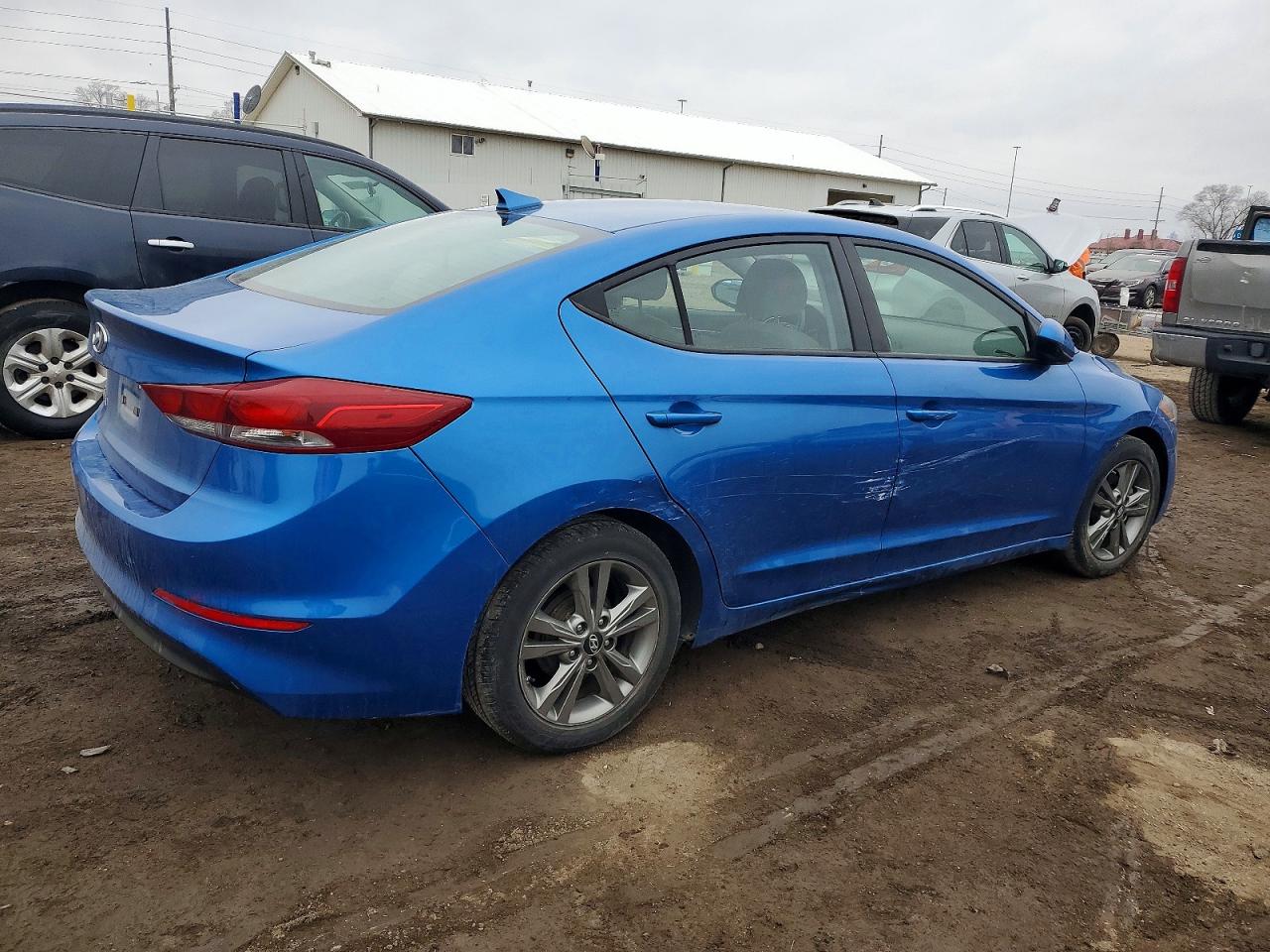2017 HYUNDAI ELANTRA SE photo 3
