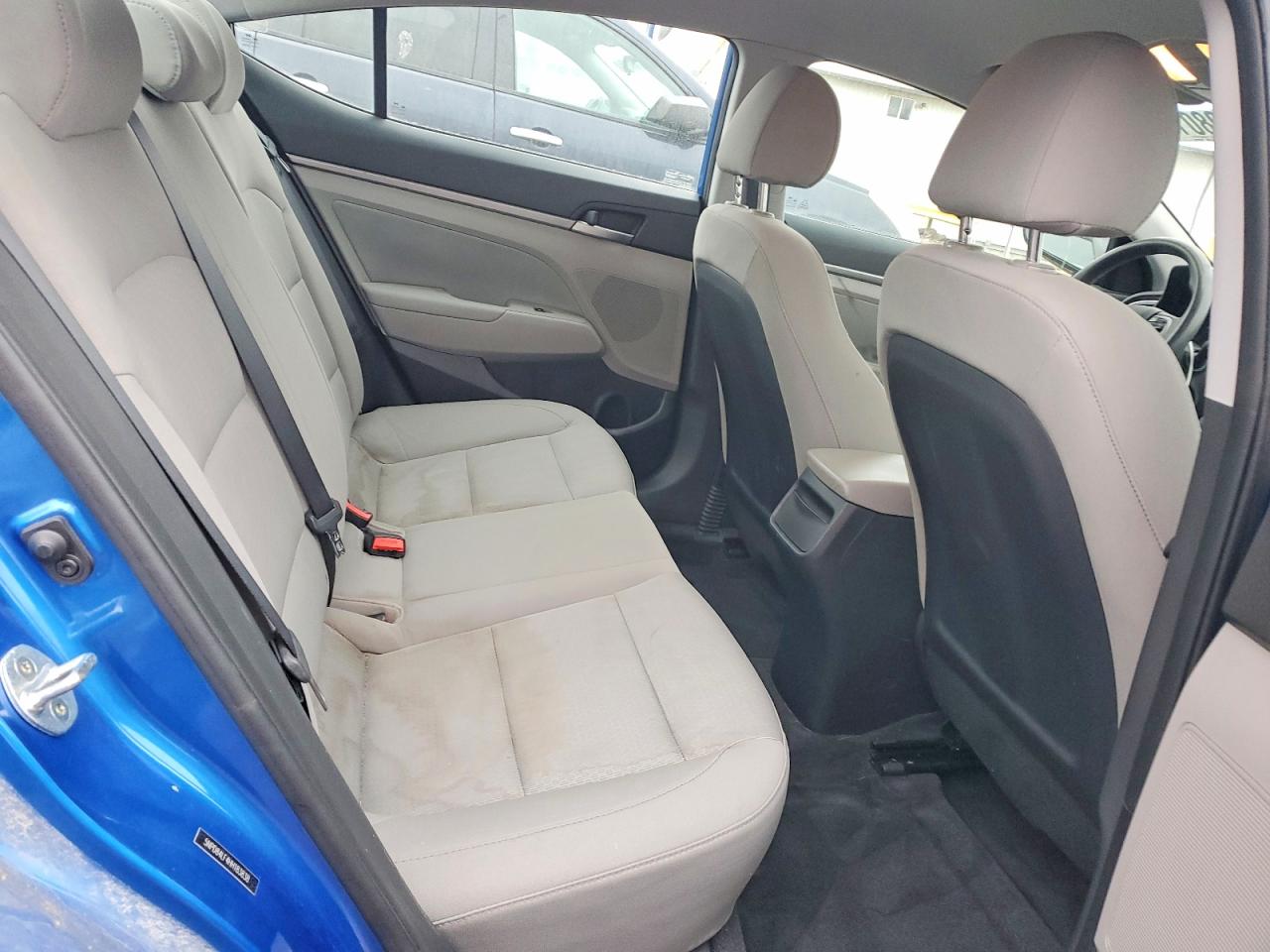 2017 HYUNDAI ELANTRA SE photo 10