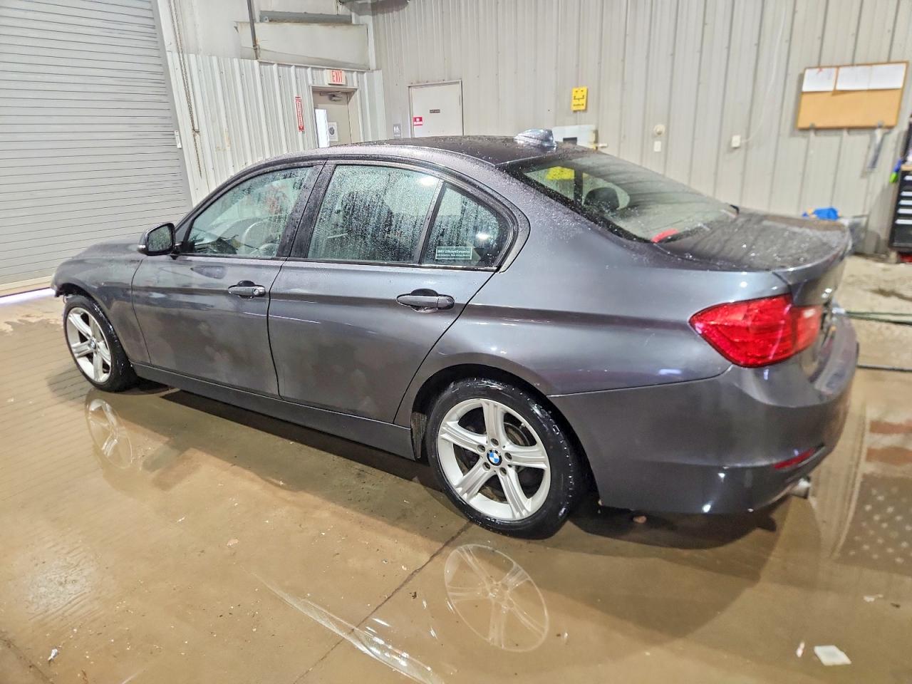 2015 BMW 320 I XDRIVE photo 2