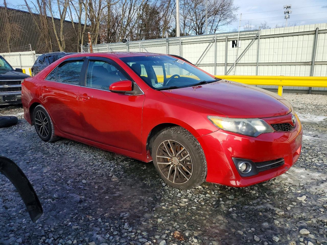 2013 TOYOTA CAMRY L photo 4
