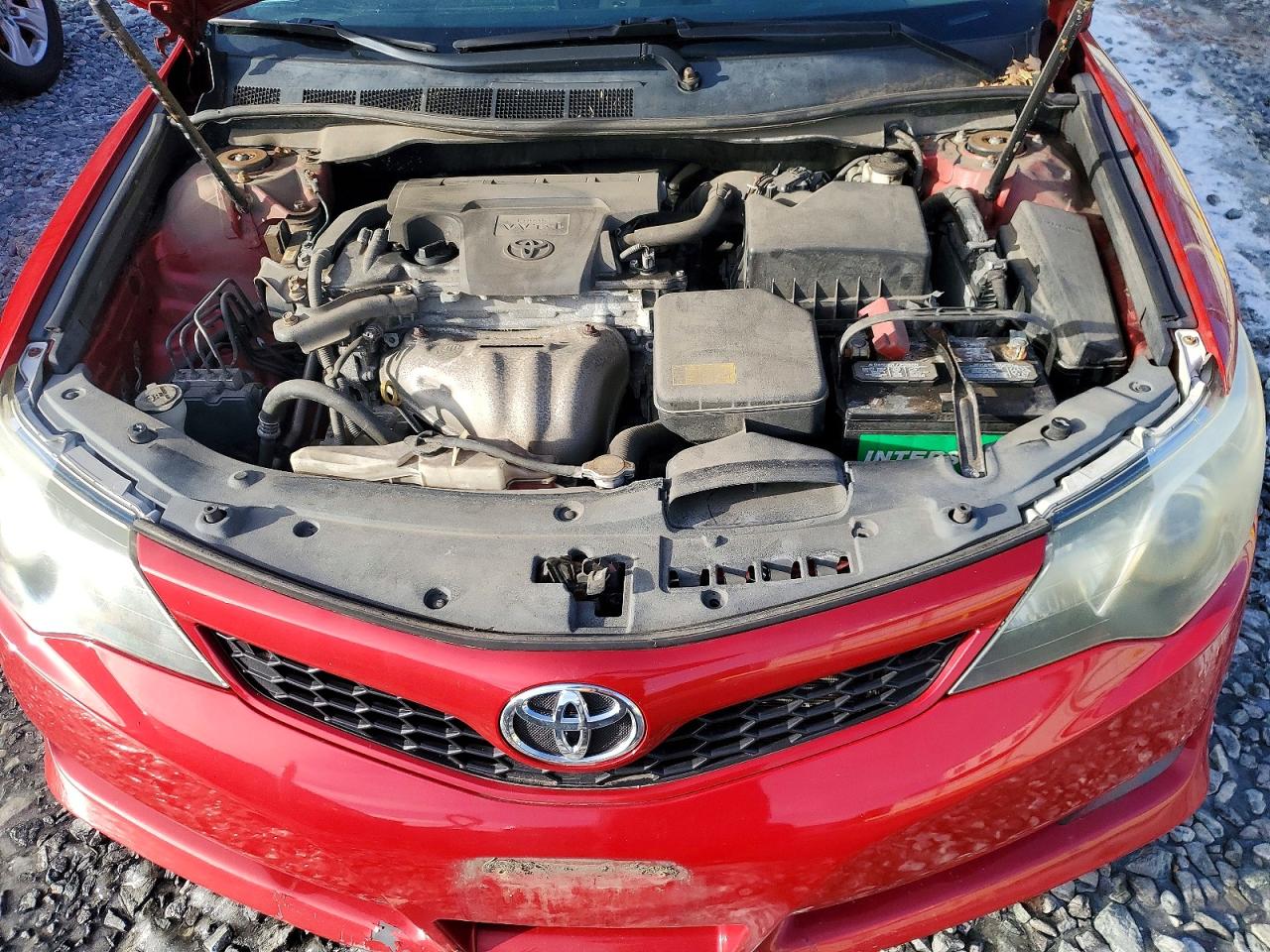 2013 TOYOTA CAMRY L photo 11